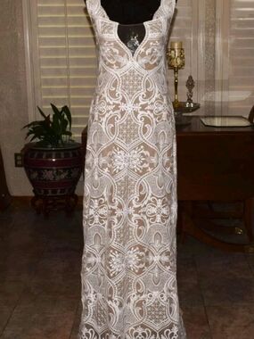 Willowby Gypsy Wedding Dress Size 6 Nwt